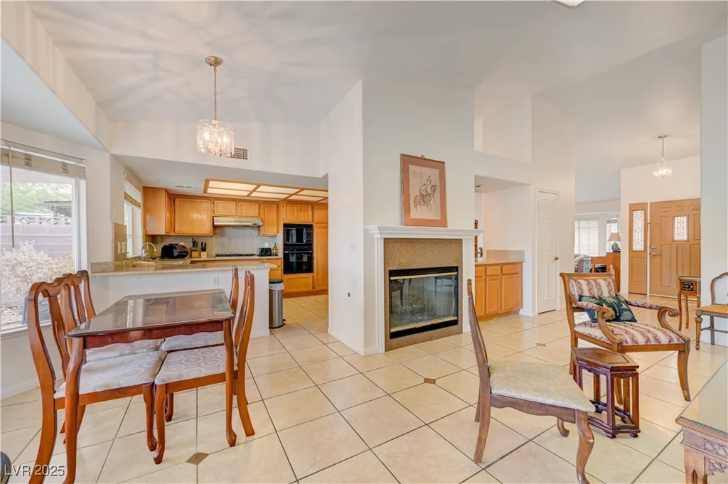 600 Ampere, Las Vegas, NV 89145