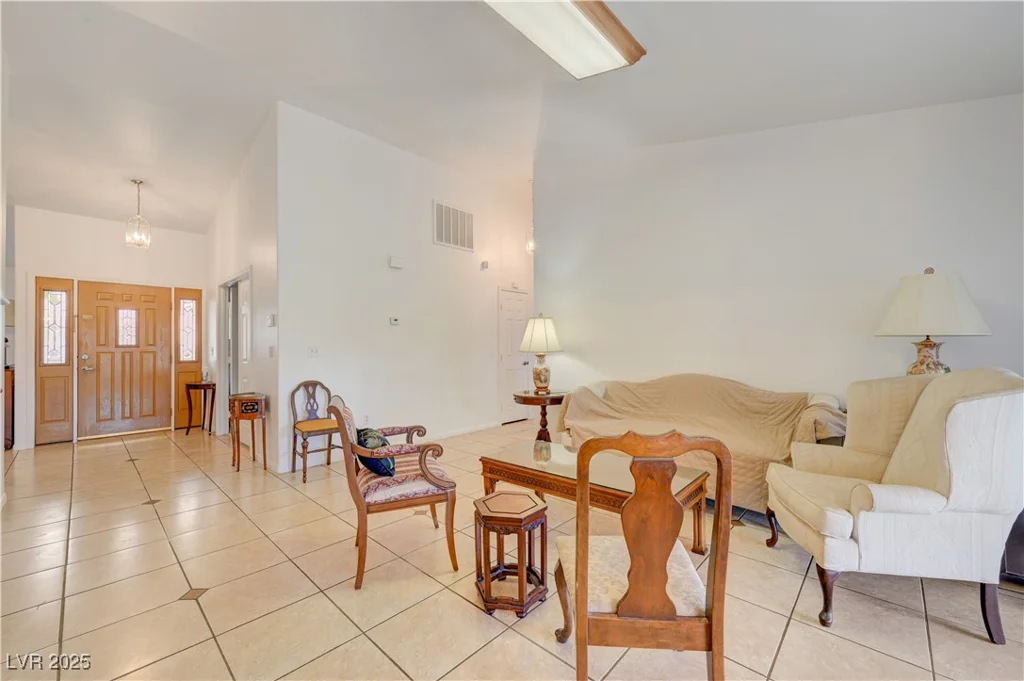 600 Ampere, Las Vegas, NV 89145