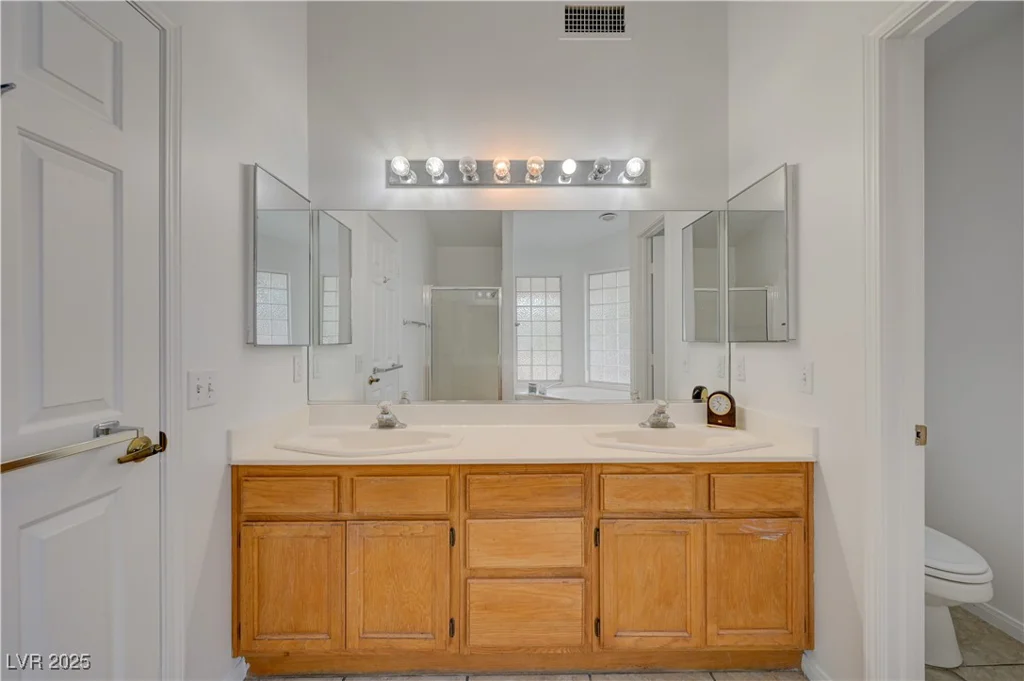 600 Ampere, Las Vegas, NV 89145