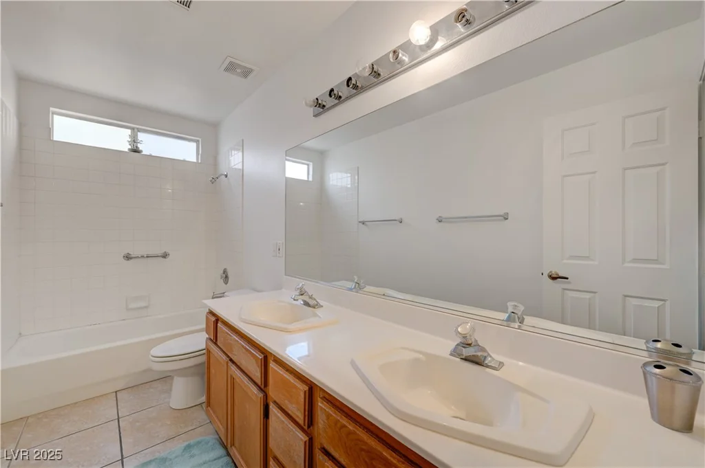 600 Ampere, Las Vegas, NV 89145