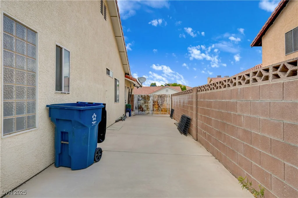 600 Ampere, Las Vegas, NV 89145