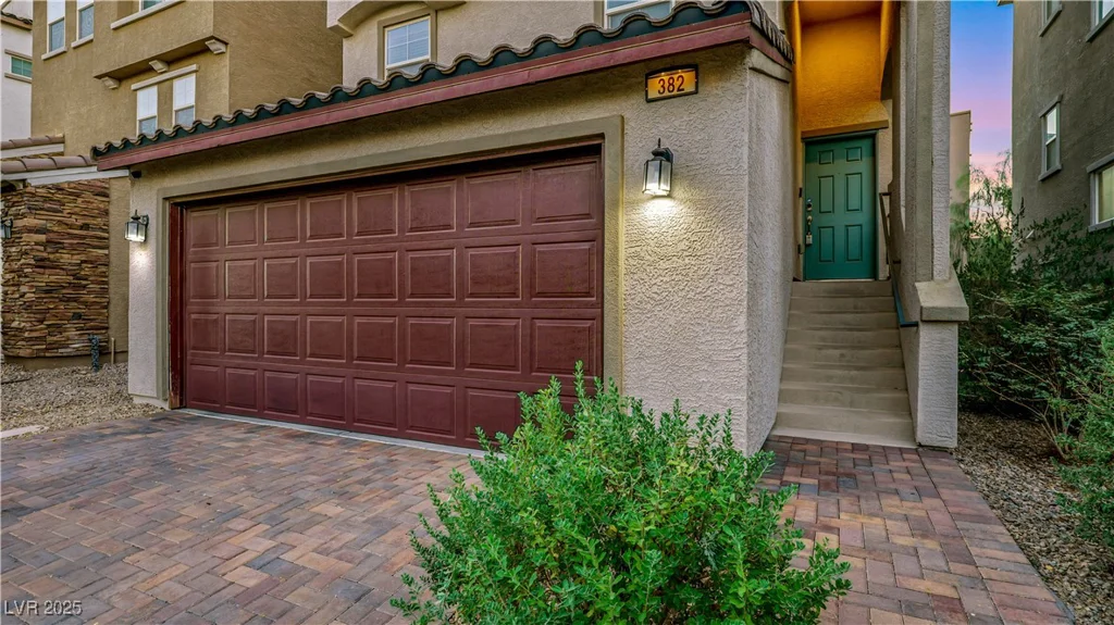 382 Gracious, Henderson, NV 89011