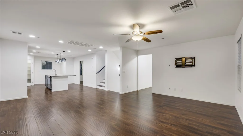 382 Gracious, Henderson, NV 89011