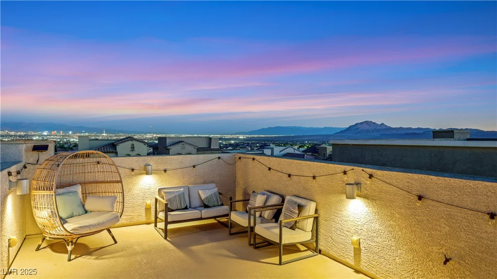 382 Gracious, Henderson, NV 89011
