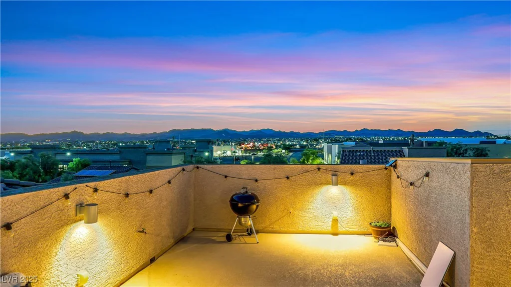 382 Gracious, Henderson, NV 89011