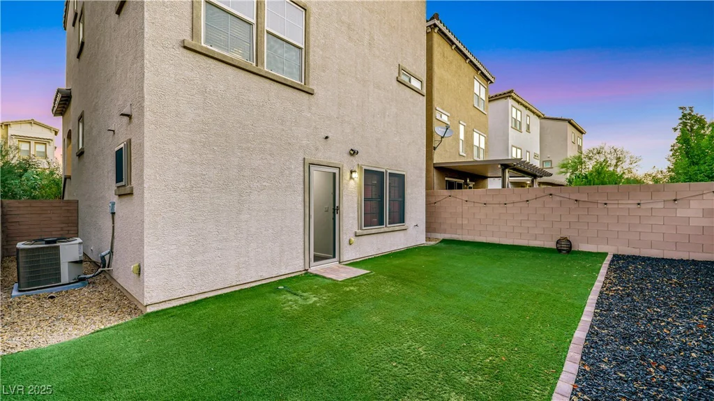 382 Gracious, Henderson, NV 89011