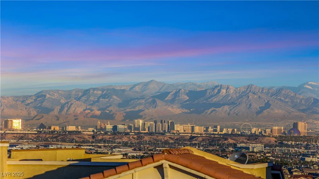 382 Gracious, Henderson, NV 89011