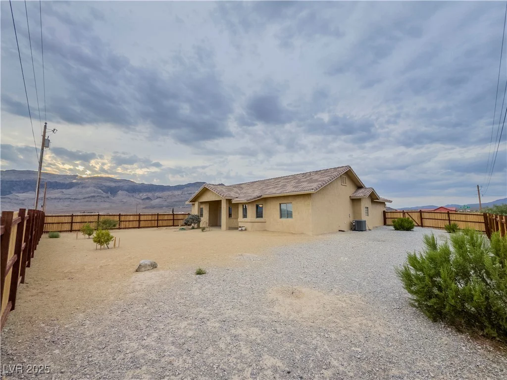 1481 Big Oak, Pahrump, NV 89060