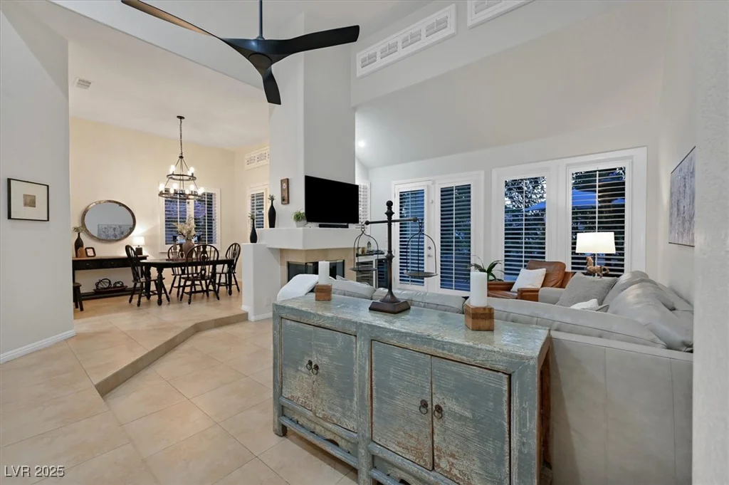 5035 Shoal Creek, Las Vegas, NV 89113