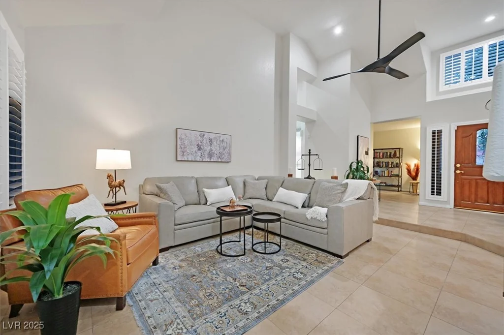 5035 Shoal Creek, Las Vegas, NV 89113