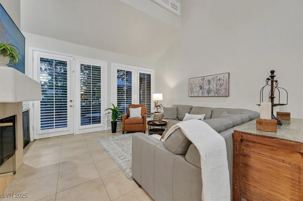 5035 Shoal Creek, Las Vegas, NV 89113