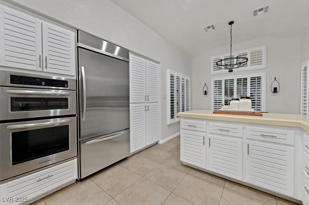 5035 Shoal Creek, Las Vegas, NV 89113