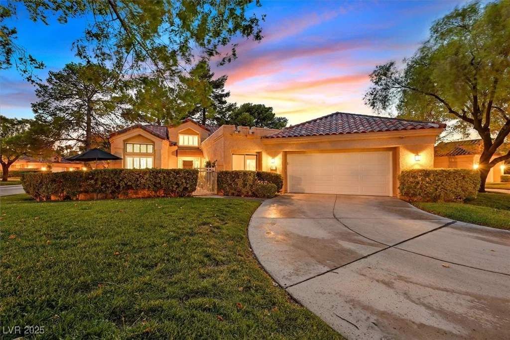 5035 Shoal Creek, Las Vegas, NV 89113