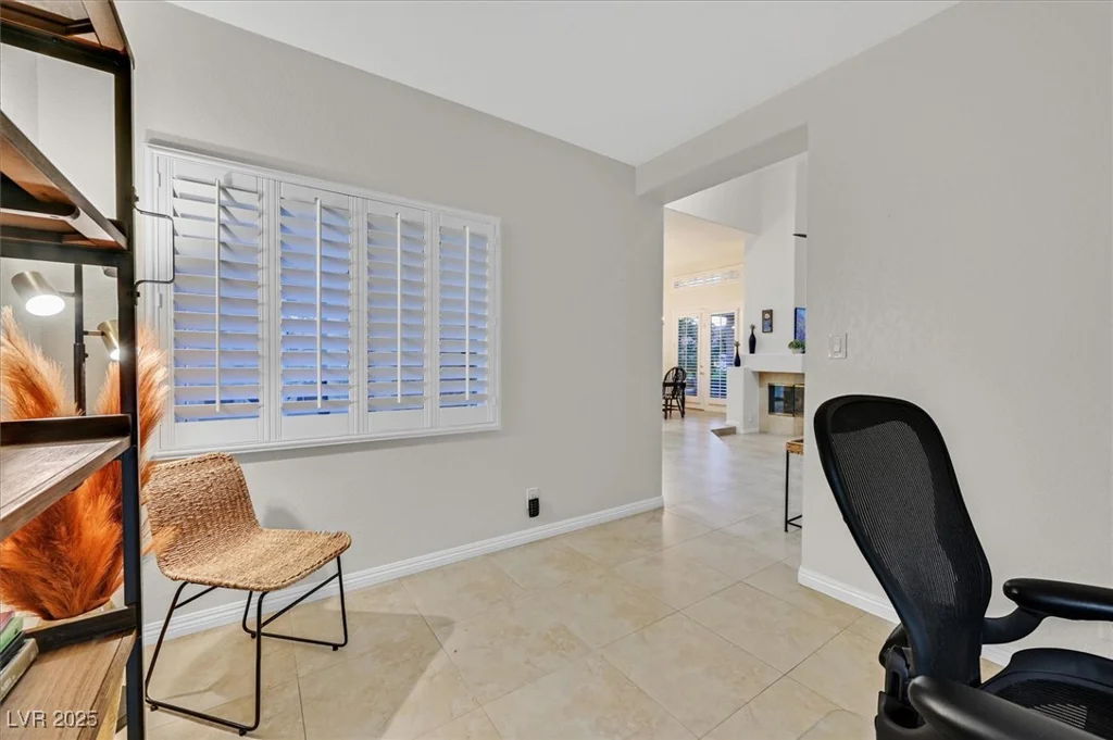 5035 Shoal Creek, Las Vegas, NV 89113