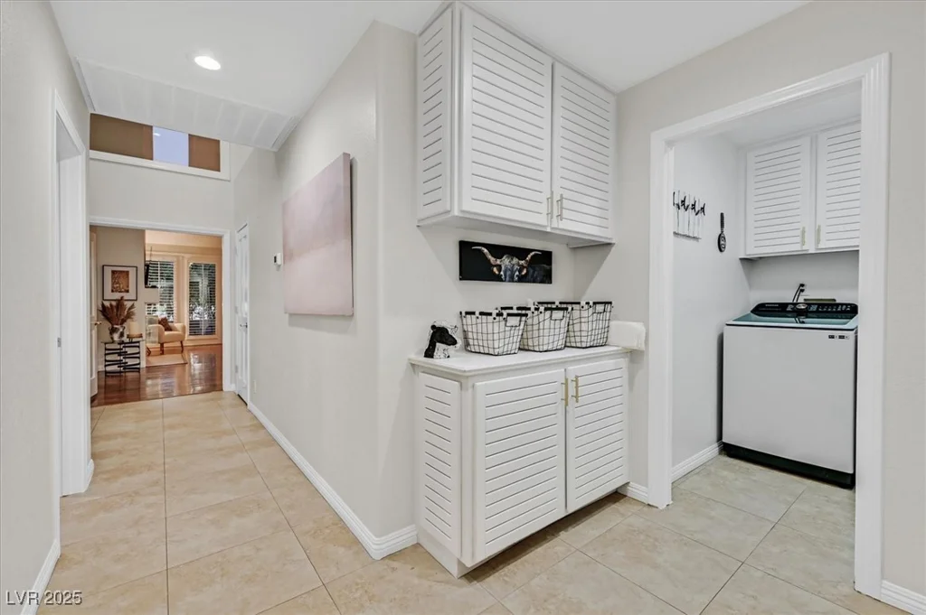 5035 Shoal Creek, Las Vegas, NV 89113