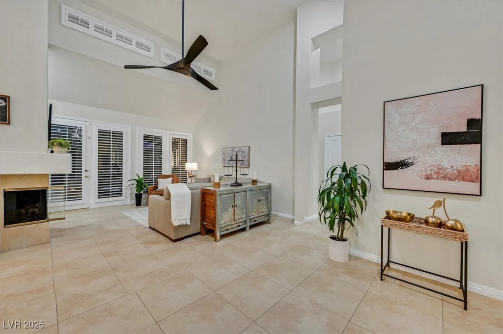 5035 Shoal Creek, Las Vegas, NV 89113