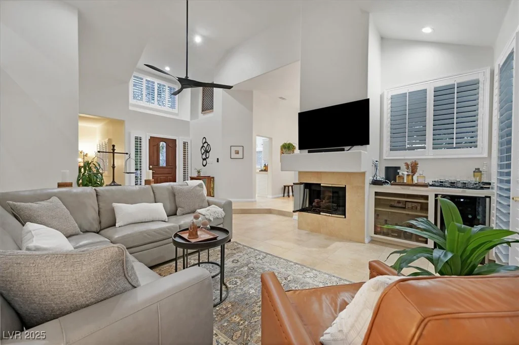 5035 Shoal Creek, Las Vegas, NV 89113