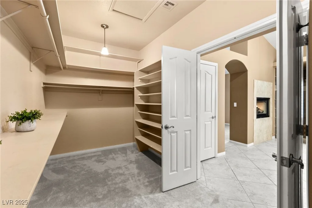 9608 Bottle Creek, Las Vegas, NV 89117
