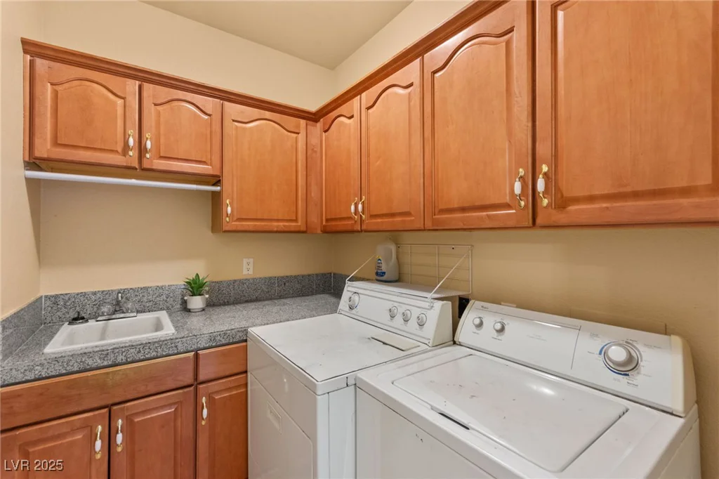 9608 Bottle Creek, Las Vegas, NV 89117