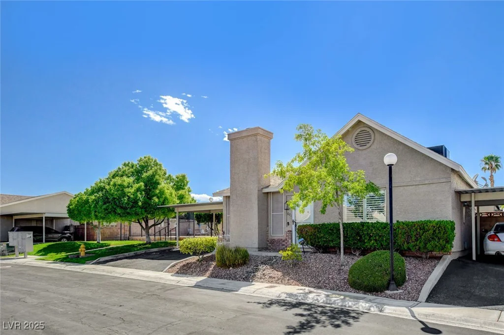 621 Jonathan Glen, Las Vegas, NV 89145