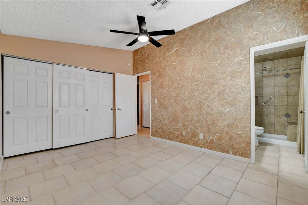 621 Jonathan Glen, Las Vegas, NV 89145