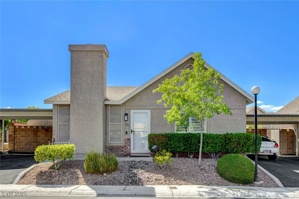 621 Jonathan Glen, Las Vegas, NV 89145