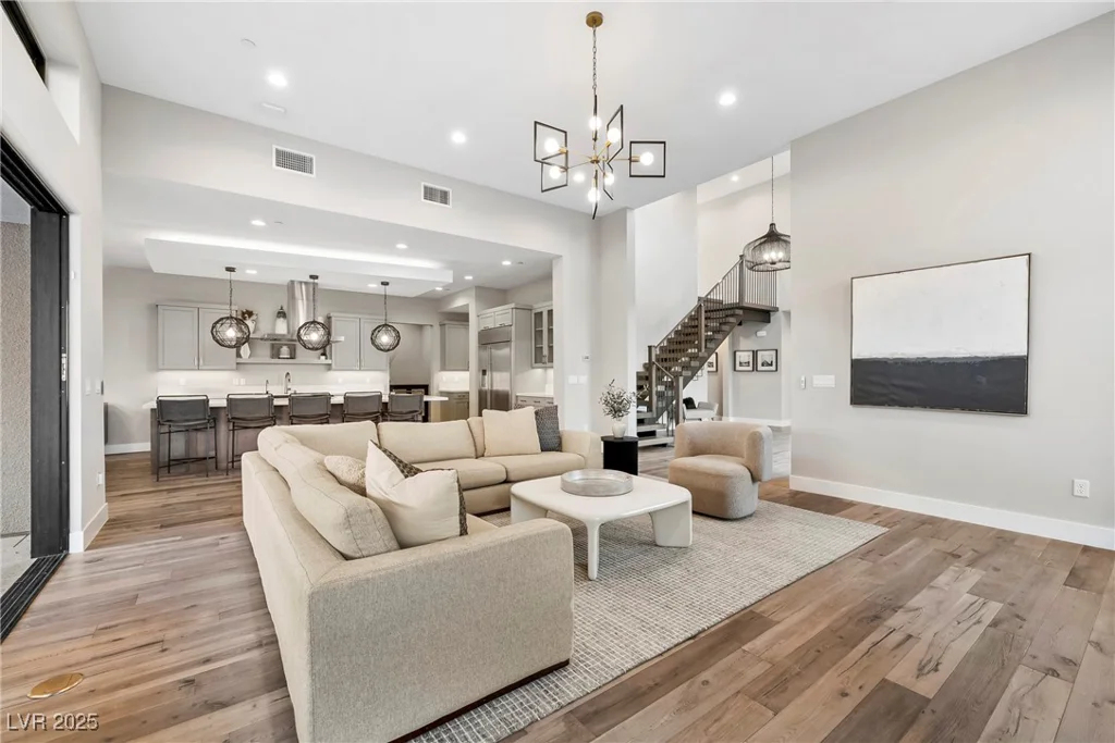 2183 Skyline Heights, Henderson, NV 89052