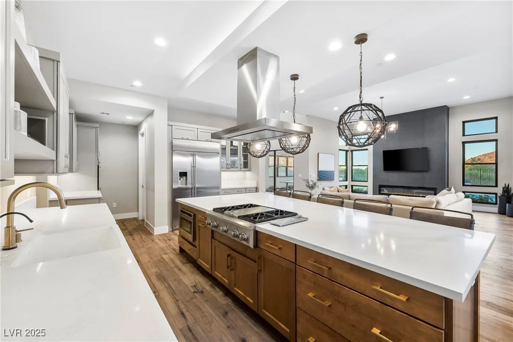 2183 Skyline Heights, Henderson, NV 89052