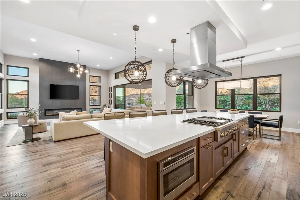2183 Skyline Heights, Henderson, NV 89052