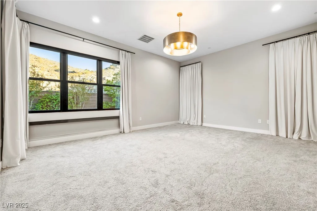 2183 Skyline Heights, Henderson, NV 89052