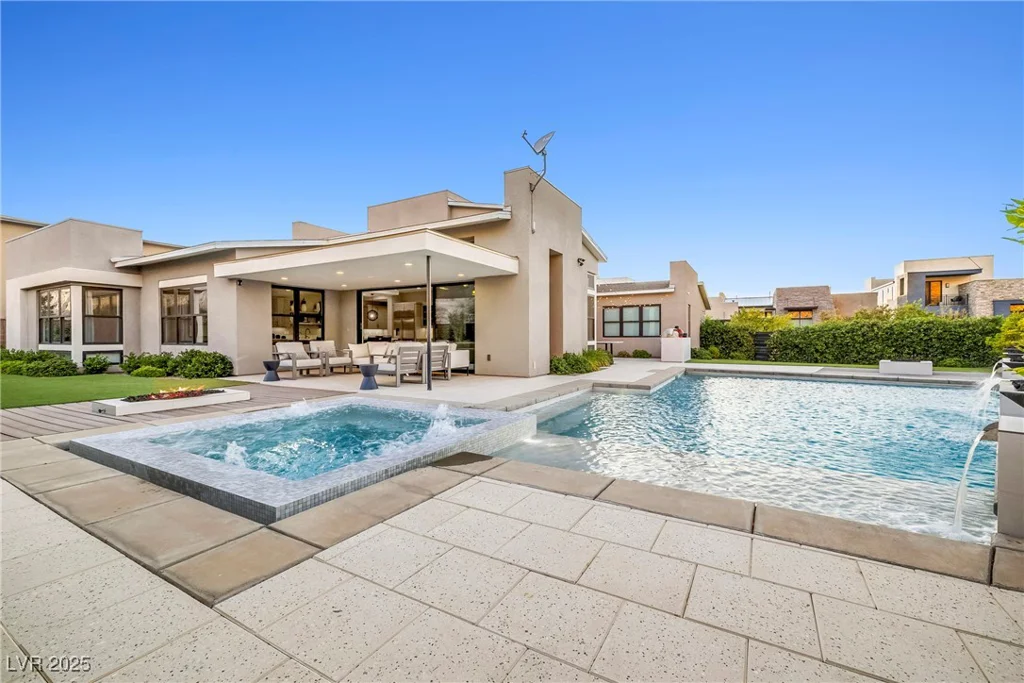 2183 Skyline Heights, Henderson, NV 89052