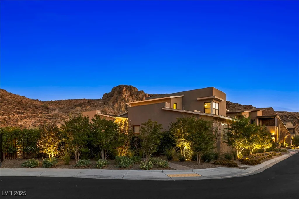 2183 Skyline Heights, Henderson, NV 89052