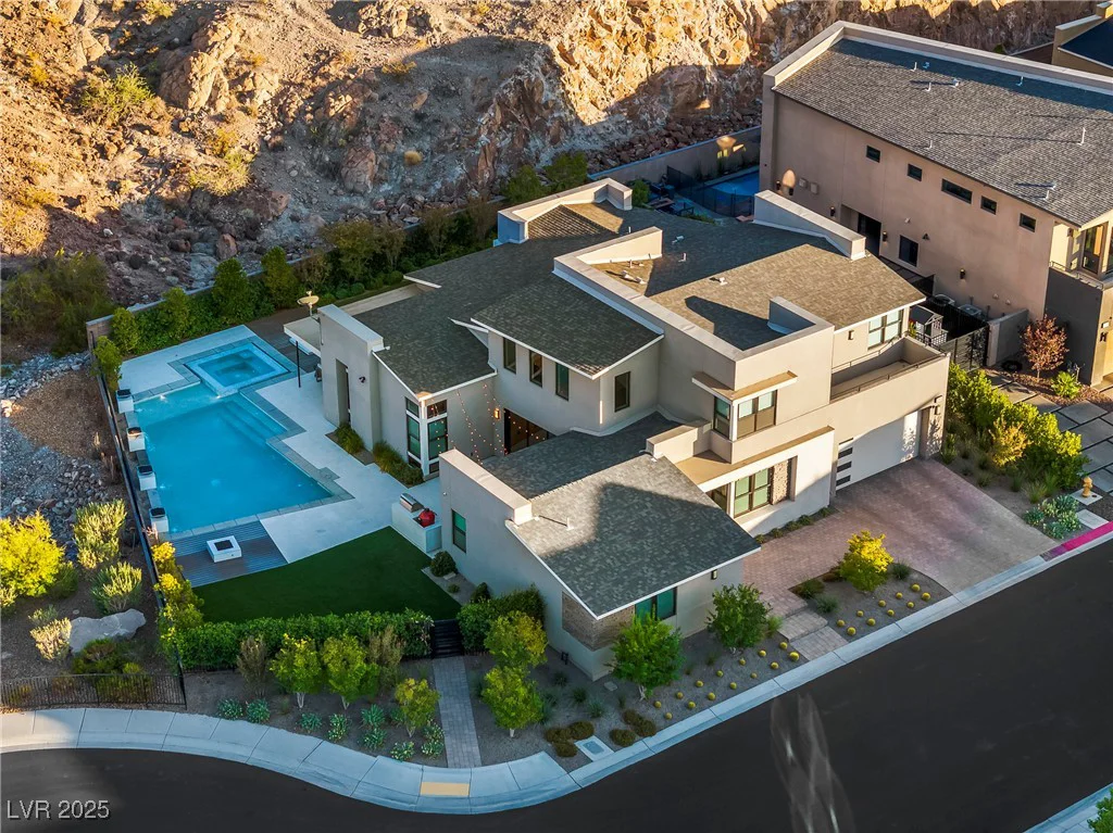 2183 Skyline Heights, Henderson, NV 89052