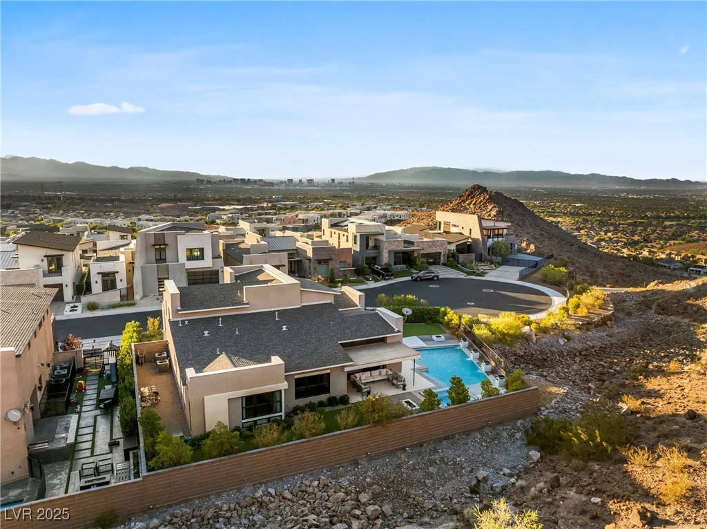 2183 Skyline Heights, Henderson, NV 89052