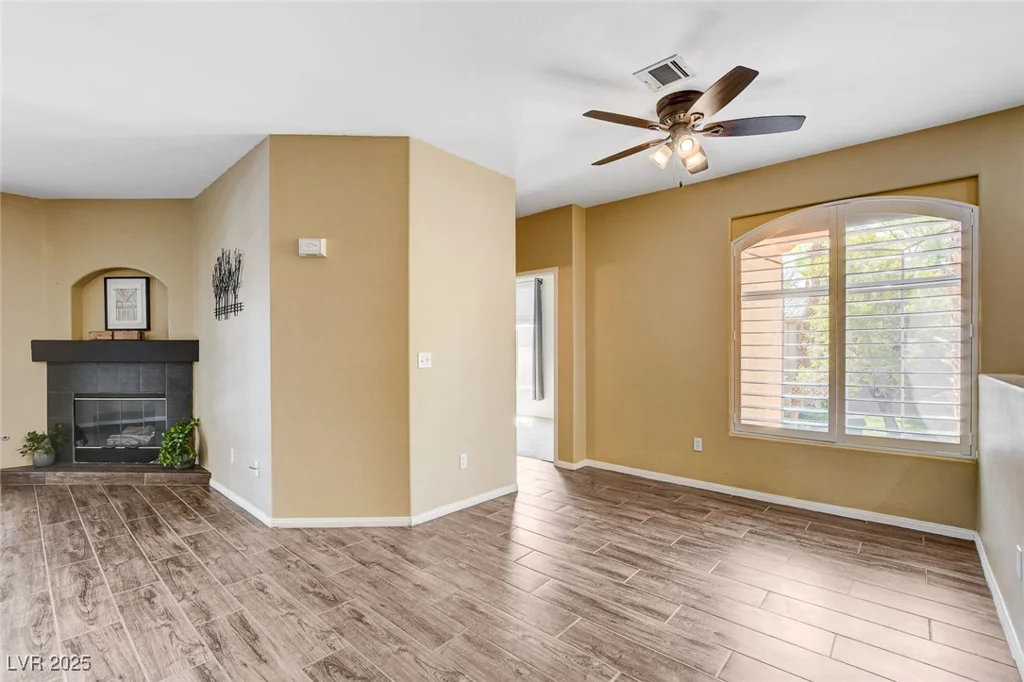 2050 Warm Springs, Henderson, NV 89014