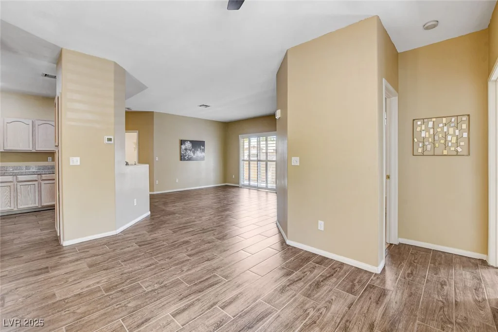 2050 Warm Springs, Henderson, NV 89014