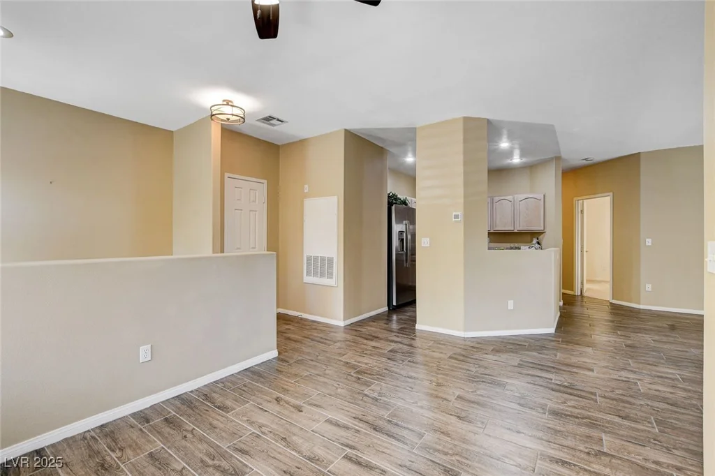 2050 Warm Springs, Henderson, NV 89014