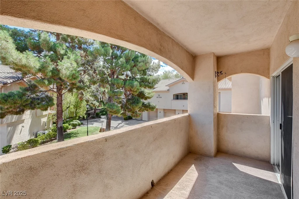 2050 Warm Springs, Henderson, NV 89014