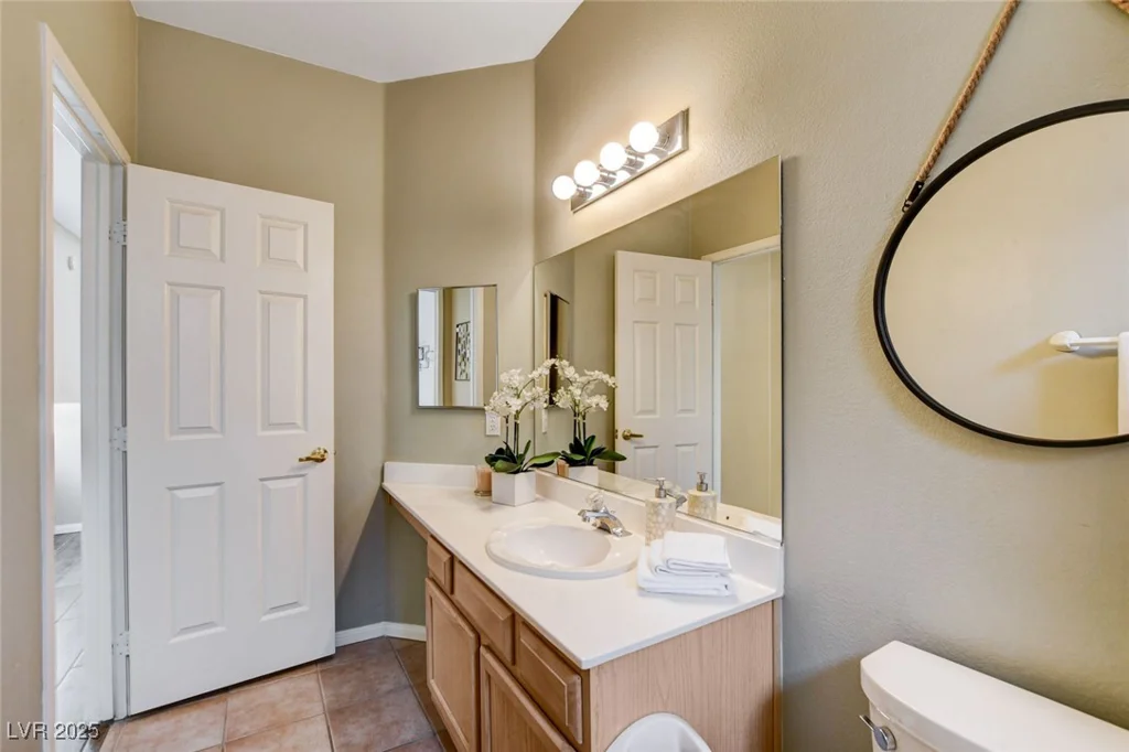 2050 Warm Springs, Henderson, NV 89014