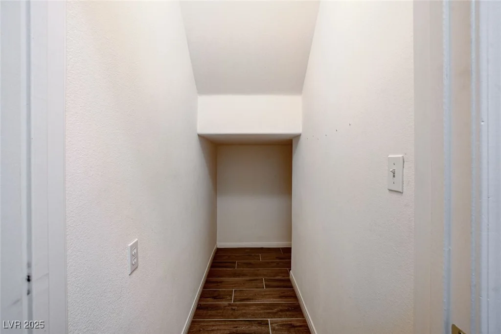 2050 Warm Springs, Henderson, NV 89014