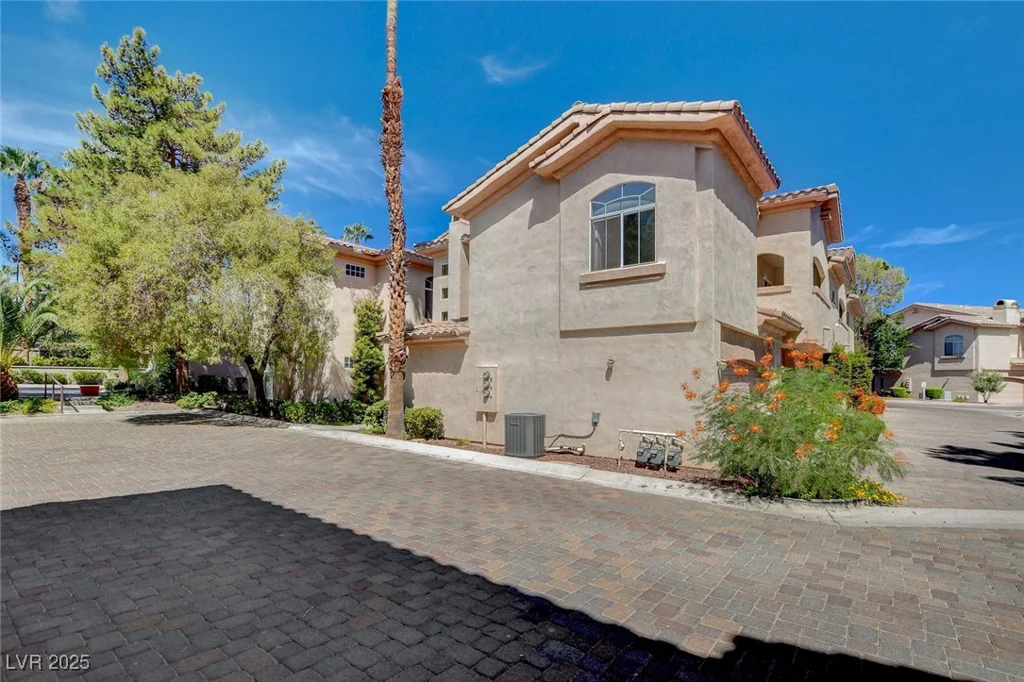 2050 Warm Springs, Henderson, NV 89014