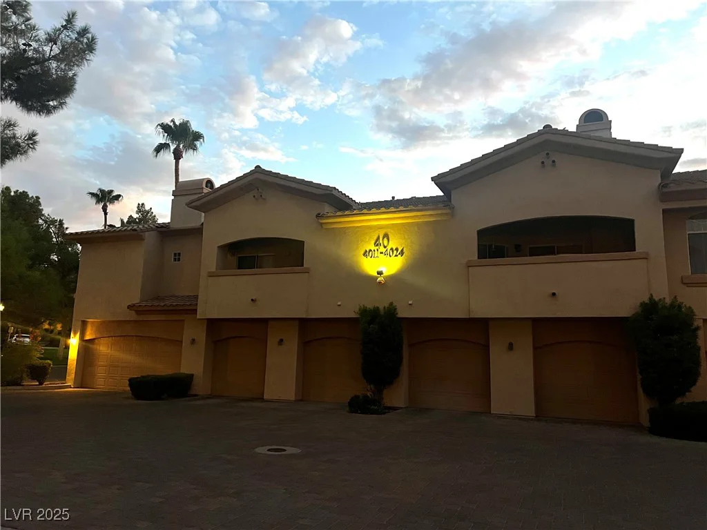 2050 Warm Springs, Henderson, NV 89014