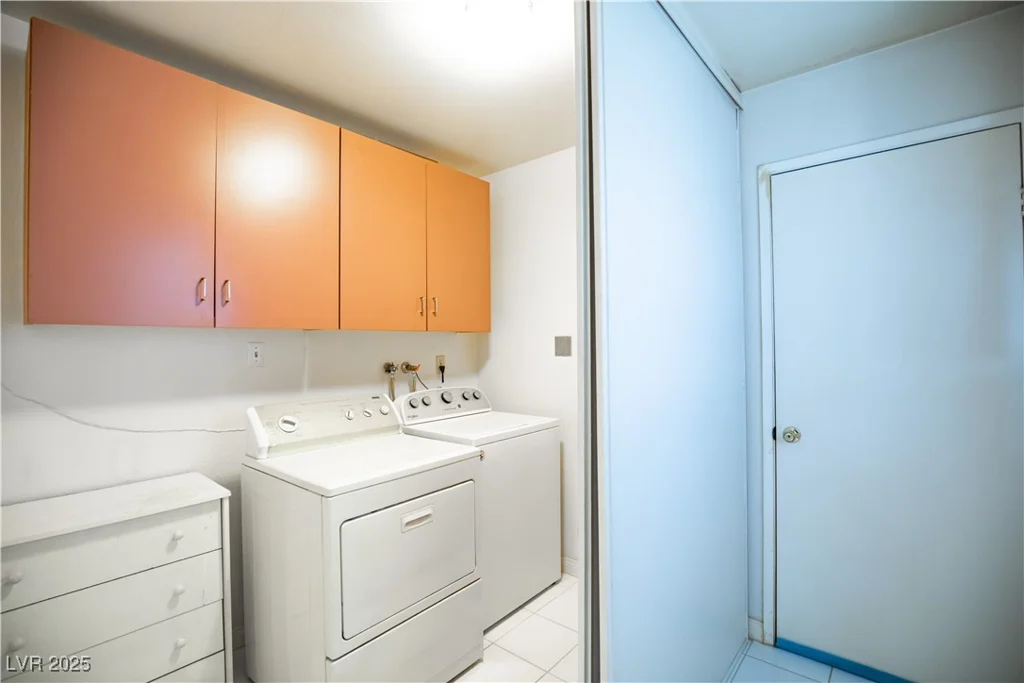 7112 Michael Collins, Las Vegas, NV 89145