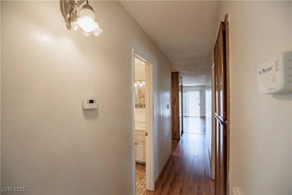 7112 Michael Collins, Las Vegas, NV 89145