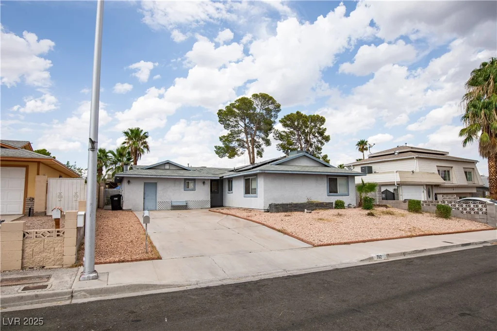7112 Michael Collins, Las Vegas, NV 89145