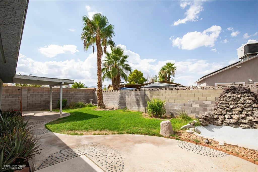 7112 Michael Collins, Las Vegas, NV 89145