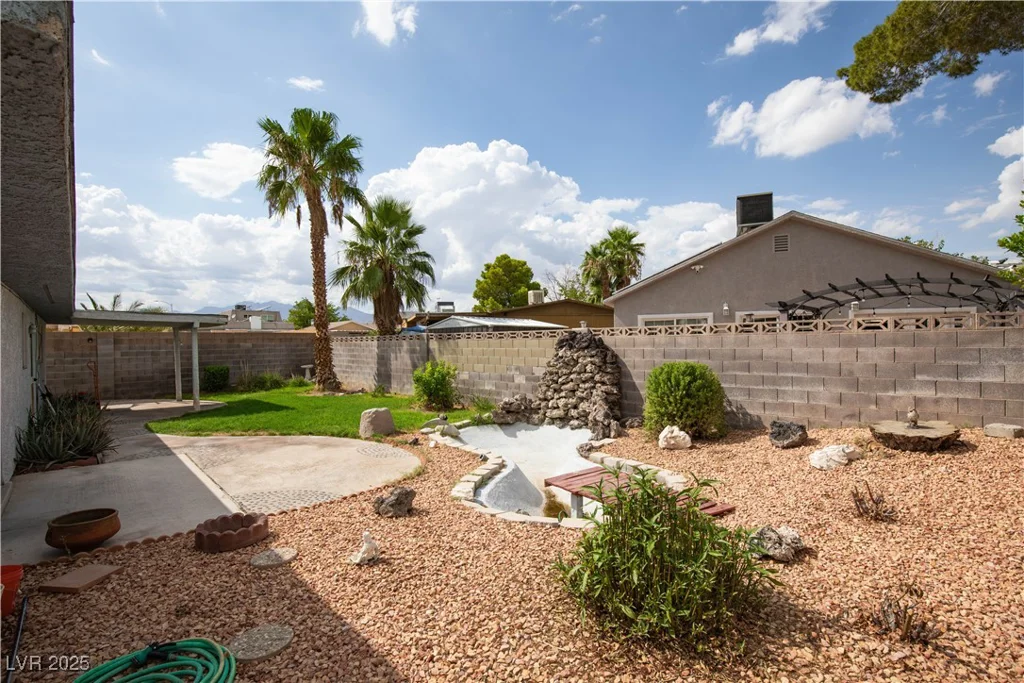 7112 Michael Collins, Las Vegas, NV 89145