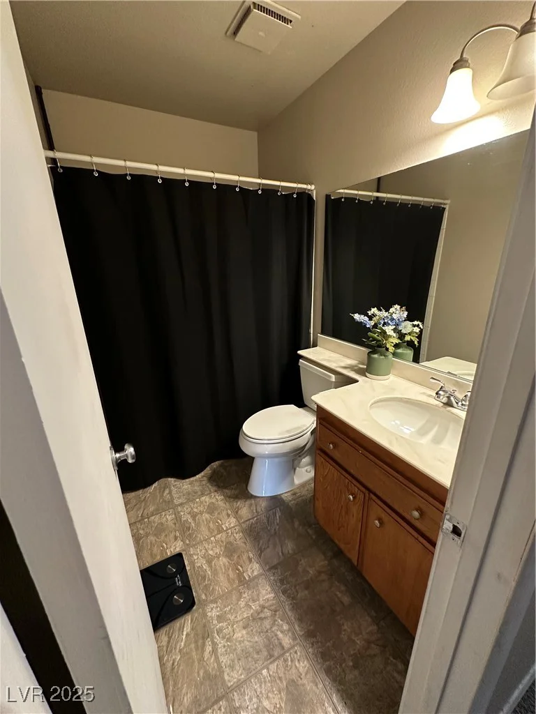 866 Palmerston, Las Vegas, NV 89110