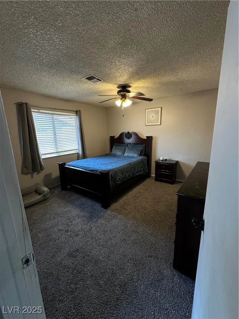 866 Palmerston, Las Vegas, NV 89110