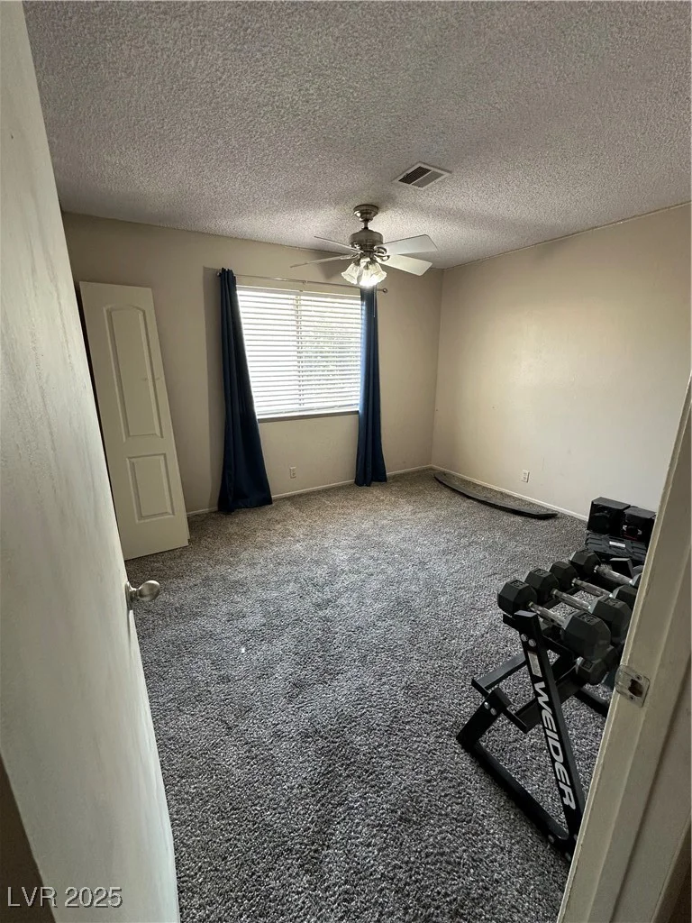 866 Palmerston, Las Vegas, NV 89110